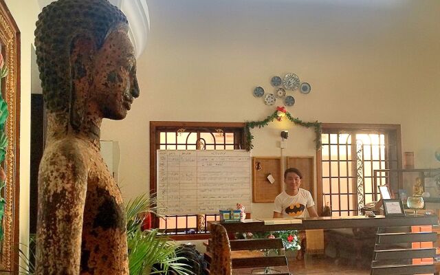 The Cashew Nut Guesthouse