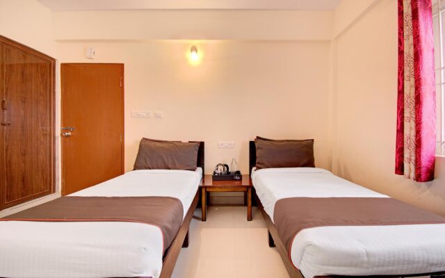 Sri Sai Guest House By OYO Rooms