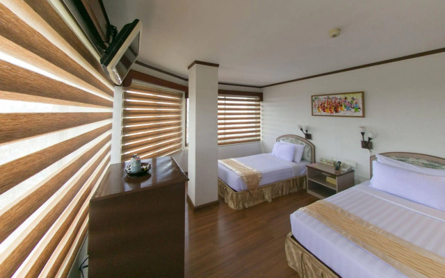 Orchid Hotel