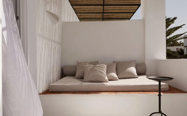 Carrop Tree Hotel