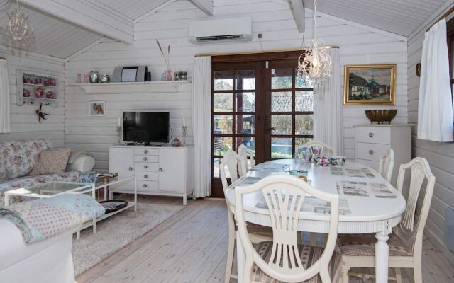 6 Person Holiday Home in Grenaa