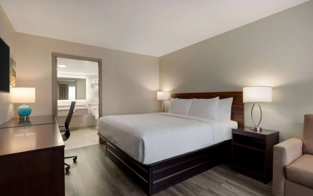 Baymont By Wyndham Emporia Va