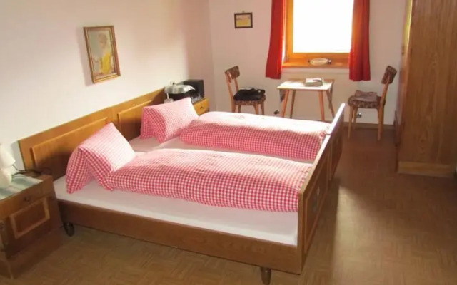 Berggasthaus Höllensteinhütte