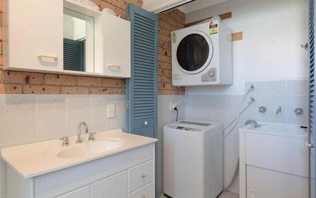 Omaroo Grand Pacific 2 Unit 4