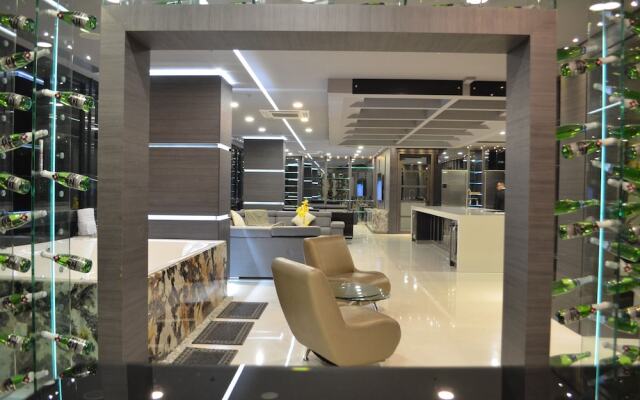 Hotel Paris Luxury Suites