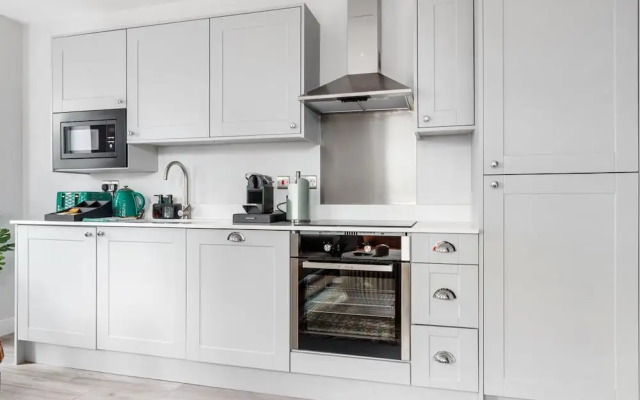 Luxury Leicester Apartment Retreat