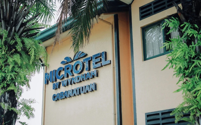 Microtel by Wyndham Cabanatuan