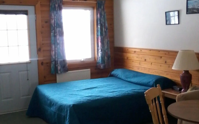 Quiet Bay Inn & Café