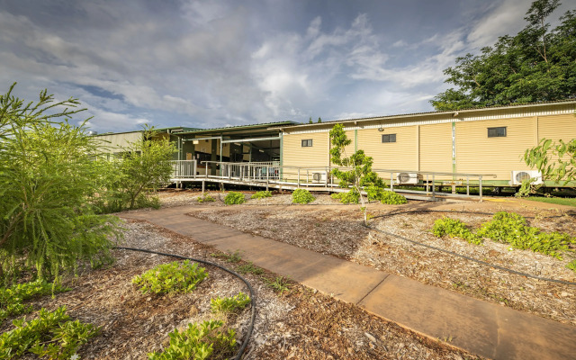 Victoria Accommodation Village