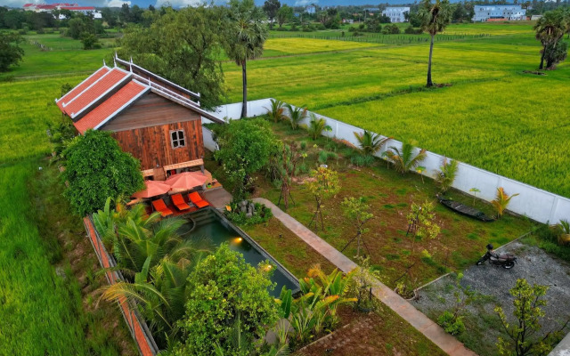 Isann Lodge