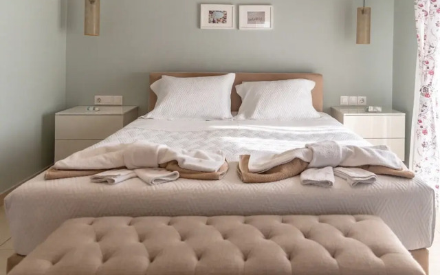 Eleni Luxury Villa by White Dream Villas