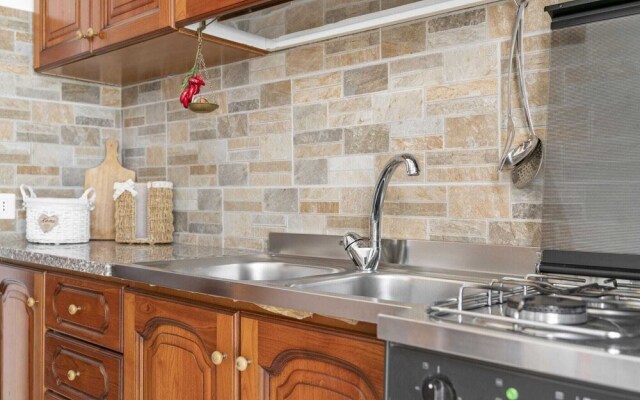 Pleasant Apartment in Muraversa With Terrace