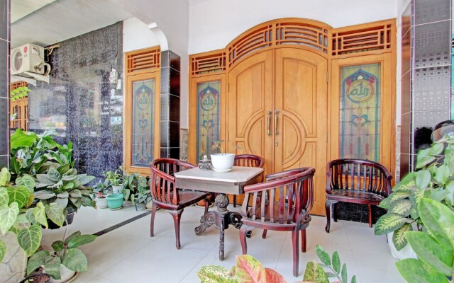 Capital O 92929 Hotel New Tirta Kencana Syariah