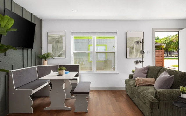 Rare 2BR in Prime Location