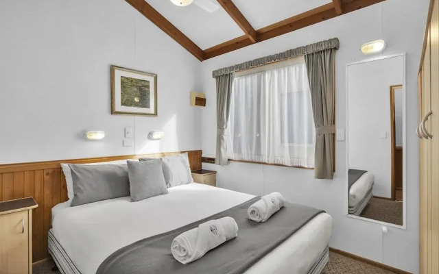 Metung Holiday Villas