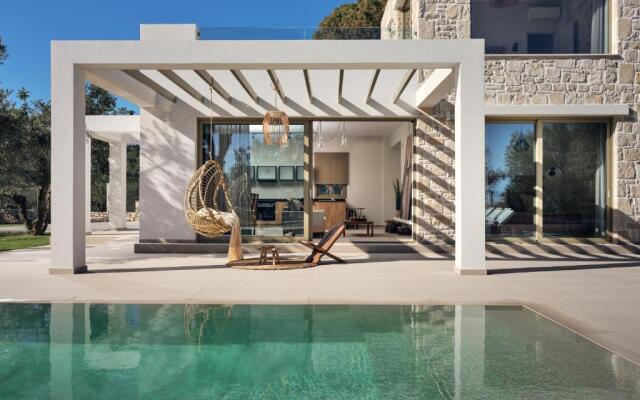 Oceanids Luxury Villas, By ThinkVilla