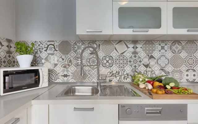 Neja Mar ana in Mar ana