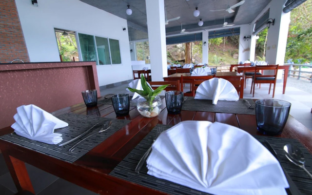 Pearl Beach Resort & Spa