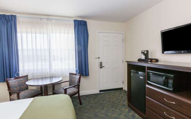 Days Inn by Wyndham Santa Maria