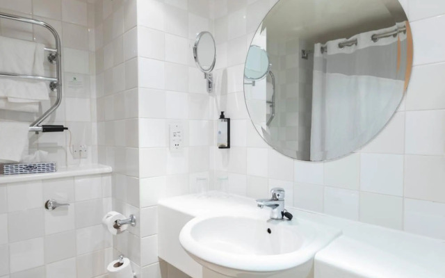 Holiday Inn Guildford by IHG