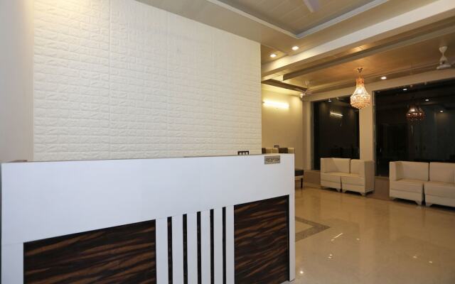 OYO Flagship 14945 Hotel UK-07