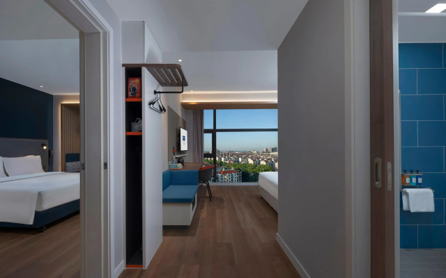 Holiday Inn Express Shanghai Qingpu New City by IHG