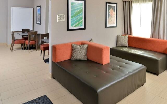 Quality Inn & Suites