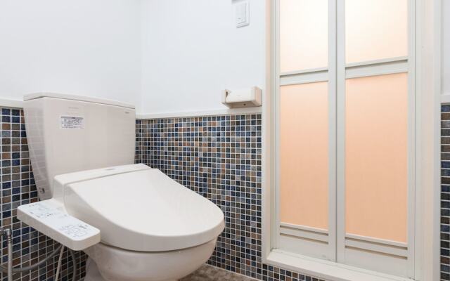 Ostay Kyoto Nijo-Jo Kawa