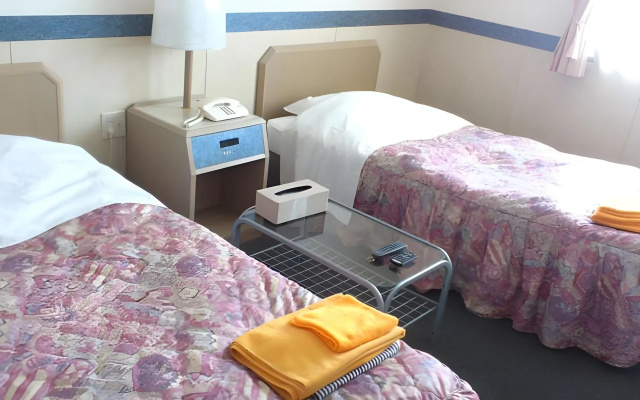 Business Hotel Motonakano – Guest Rooms – Tomakomai