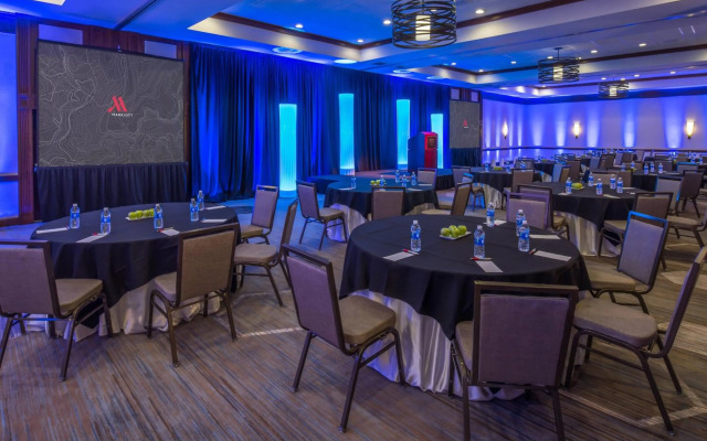 Fullerton Marriott at California State University