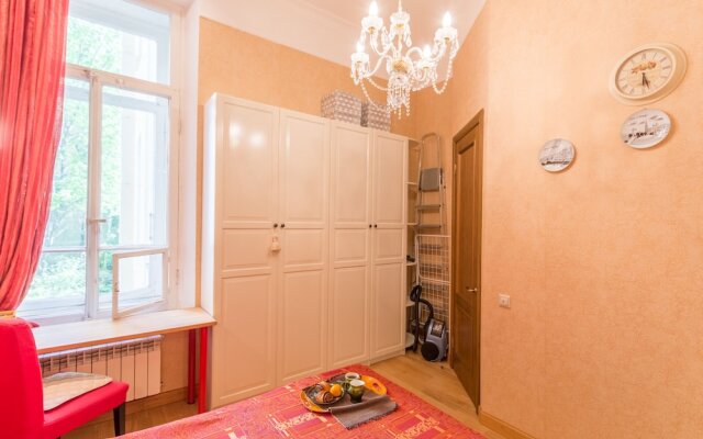 Апартаменты City of Rivers, Малая Морская, 19