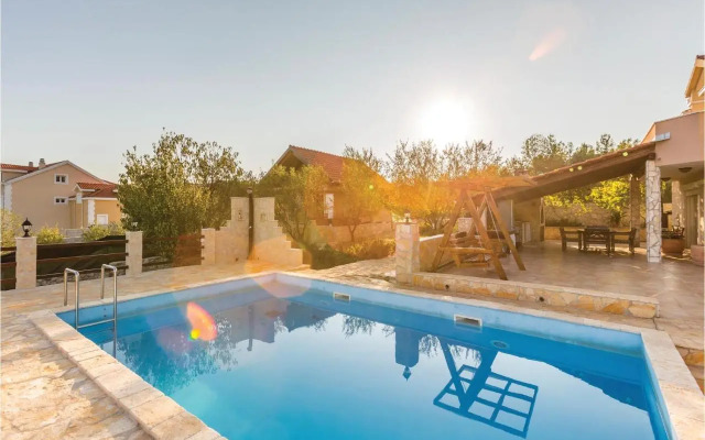 Four-Bedroom Holiday Home in Kastel Novi