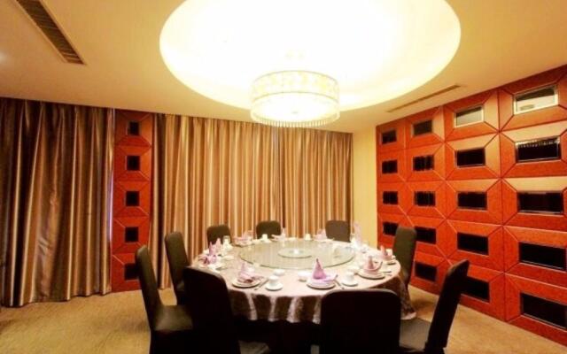 Days Inn Frontier Qingdao Airport