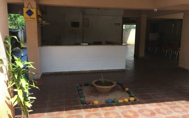 OYO 7001 StayOut Parth Inn