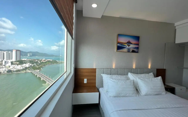 Royal Apartment in Muong Thanh