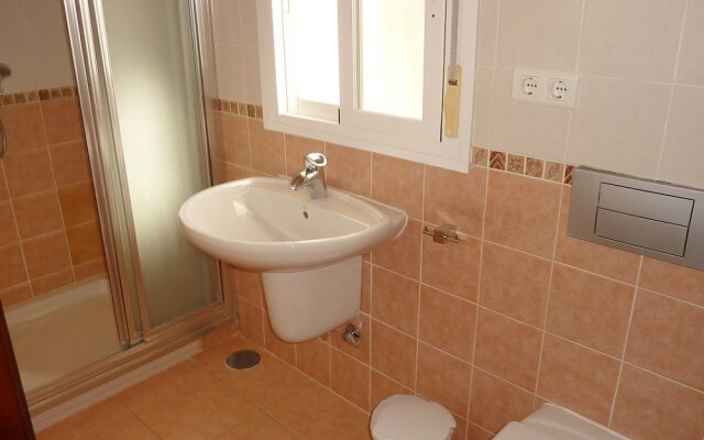 Delightful Villa in Algarrobo with Beach Nearby