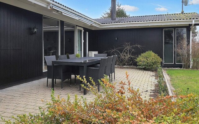 4 Star Holiday Home in Vaeggerlose