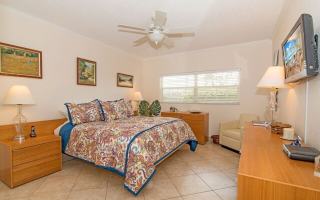 The Colonial Club, Oceanfront Condos