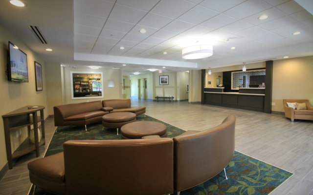 Candlewood Suites Memphis East by IHG