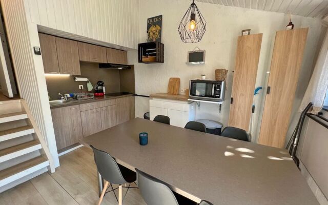 Bungalow Near Lake of Vallee de Rabais