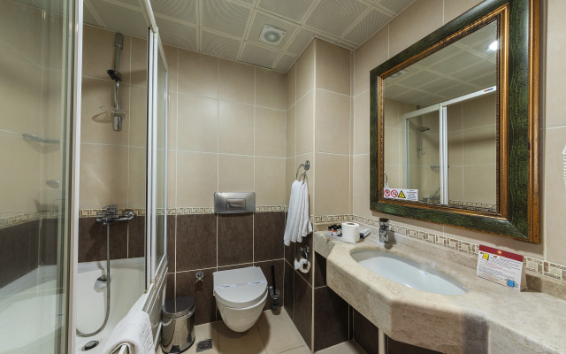 Kayamaris Hotel