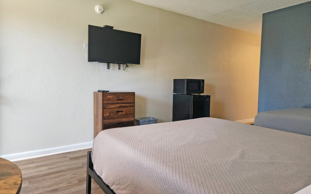 Red Carpet Inn - Houma LA