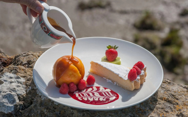 The Bay Horse Hotel and Restaurant