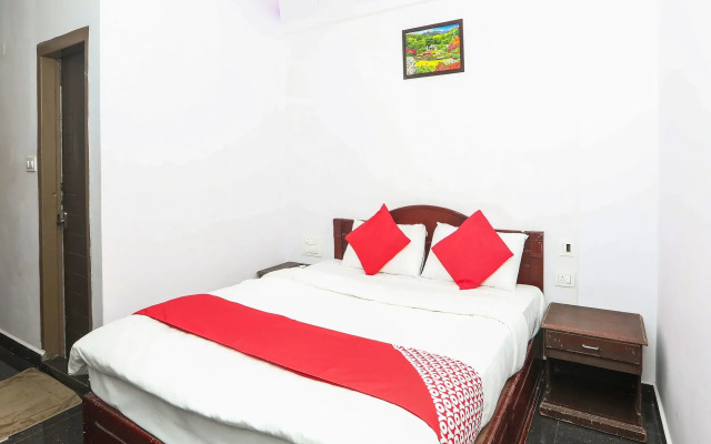 OYO 15802 Sri Durga Hotel Hill View