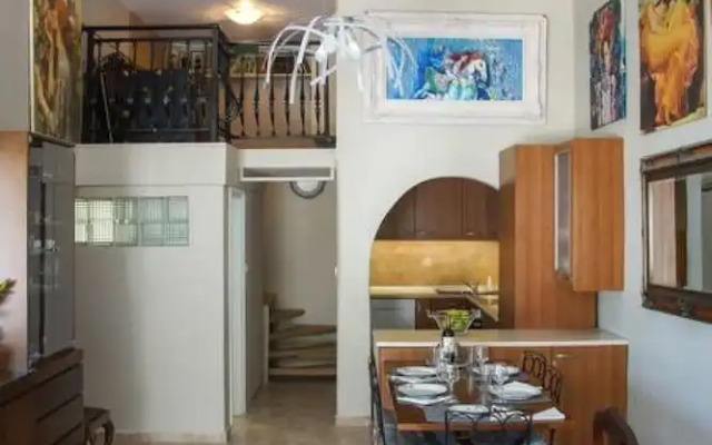 Violeta s Seaview Apartment in Rhodes