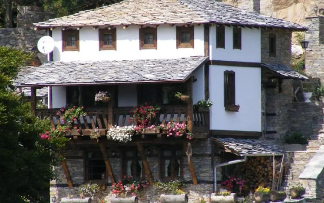 Yancheva Guest House