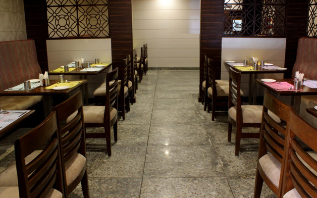 Palette - Sign Regency Hotel