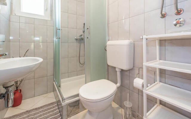 Beautiful Apartment in Vodice With Wifi and 2 Bedrooms