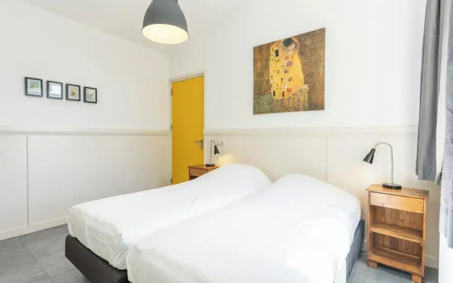 Pretty Holiday Home With Garden