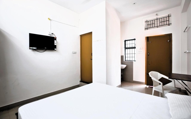 Sarvam Lodge
